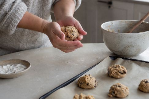 Faire ses biscuits maison sans gluten : techniques et erreurs à éviter
